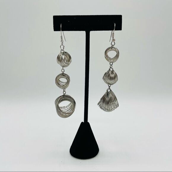 Vintage Silver Metal Wire Spring Dangle Earrings - Picture 3 of 3